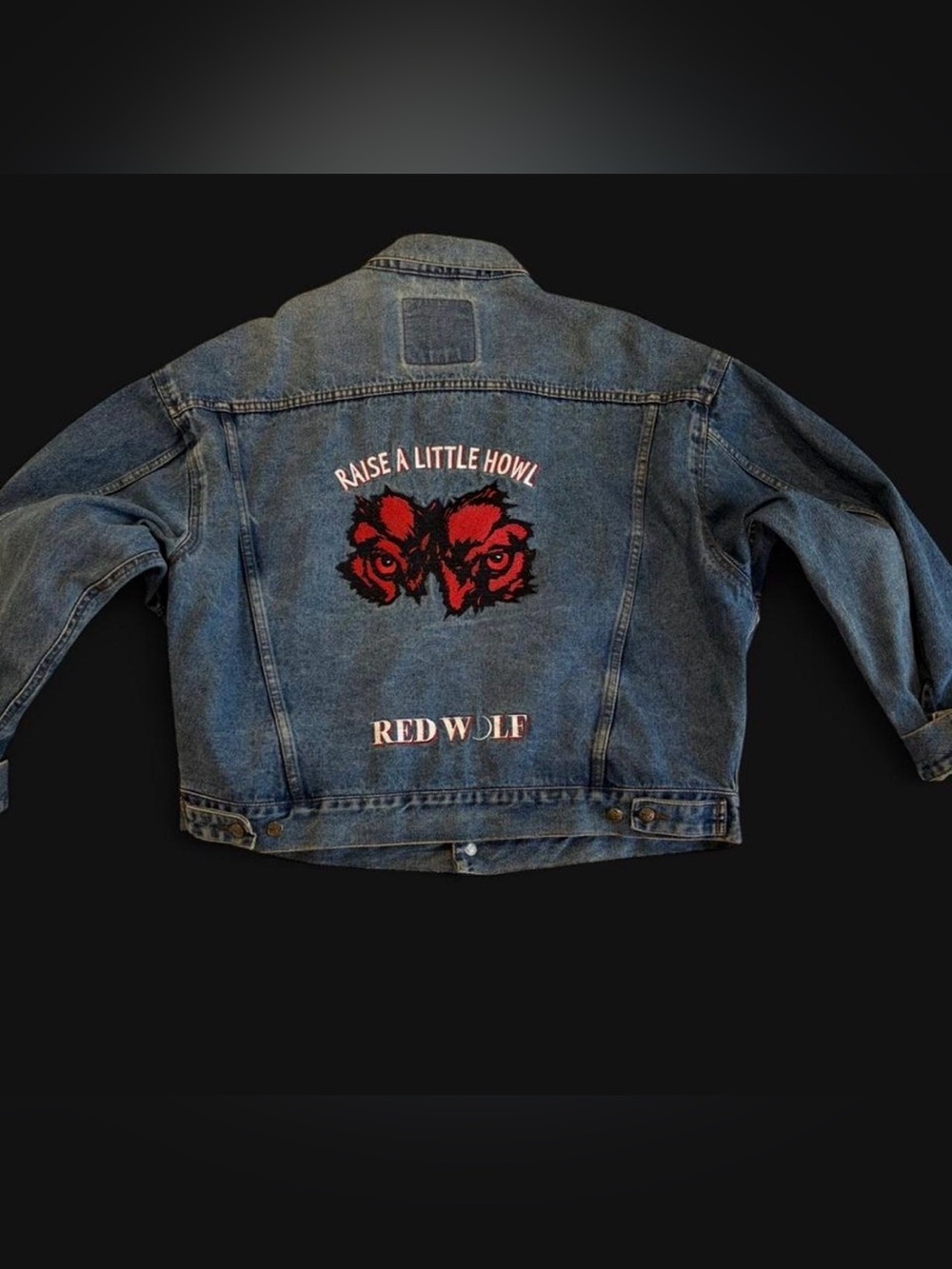 VTG MV Sport Men’s XL Blue Denim Jean Jacket Button Front Embroidered Red Wolf